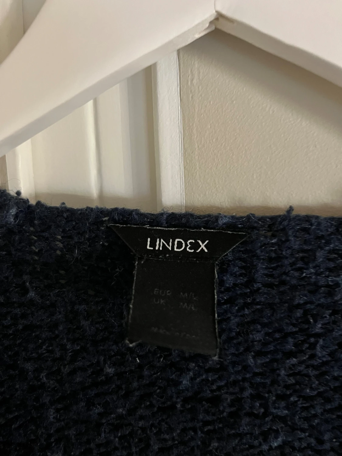 Mörkblå stickad kofta från Lindex - 1