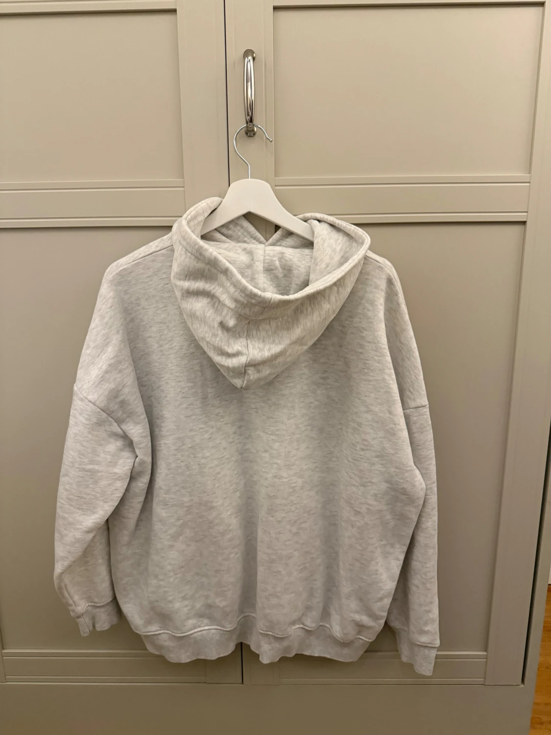 Hoodie med tryck  - 2