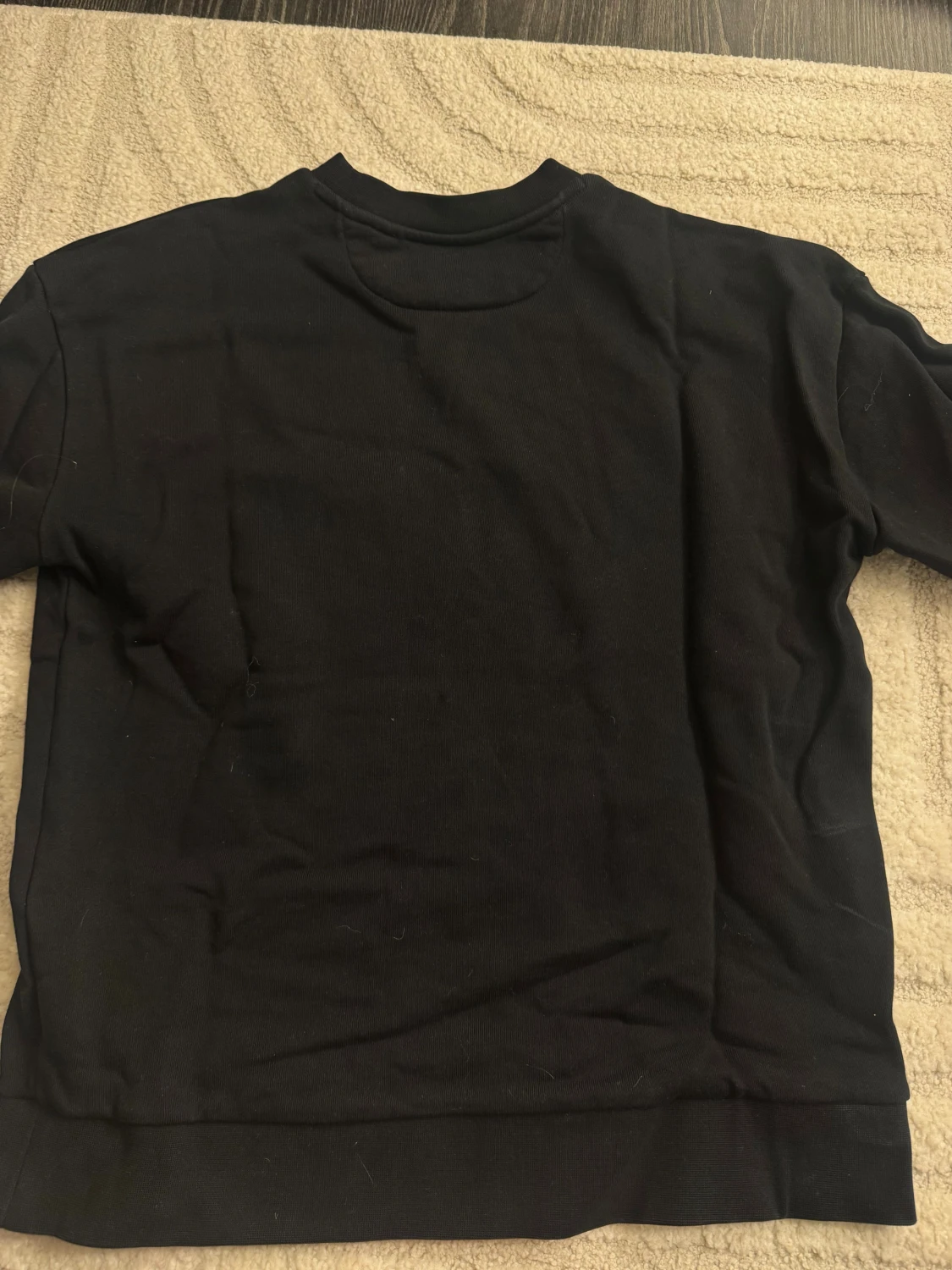 Svart sweatshirt med tryck - 3