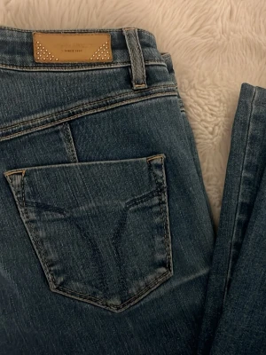 Vintage jeans - Säljer jeans från Miss sixty då dom inte används, superfina fickor och i gott skick, skriv ifall du vill ha fler bilder.