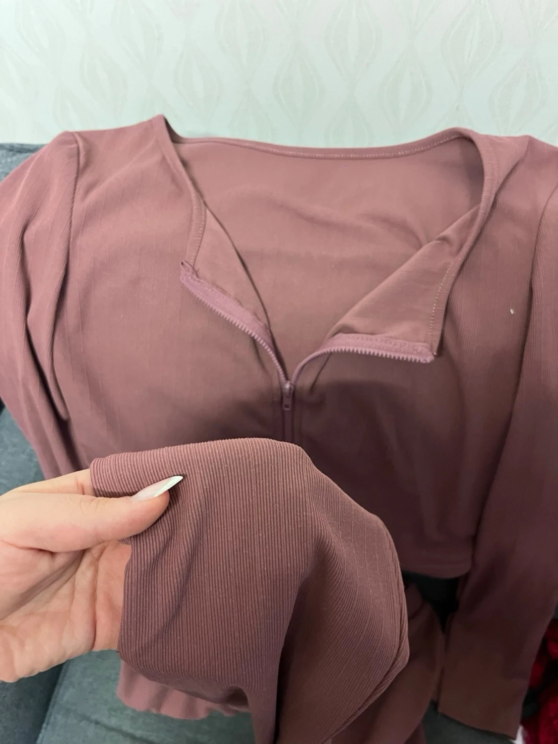 Rosa ribbad sett med dragkedja - 1