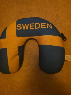 Nack Kudde - Detta är en nack kudde som jag har tvättat efter 1 flyg och nu används den inte