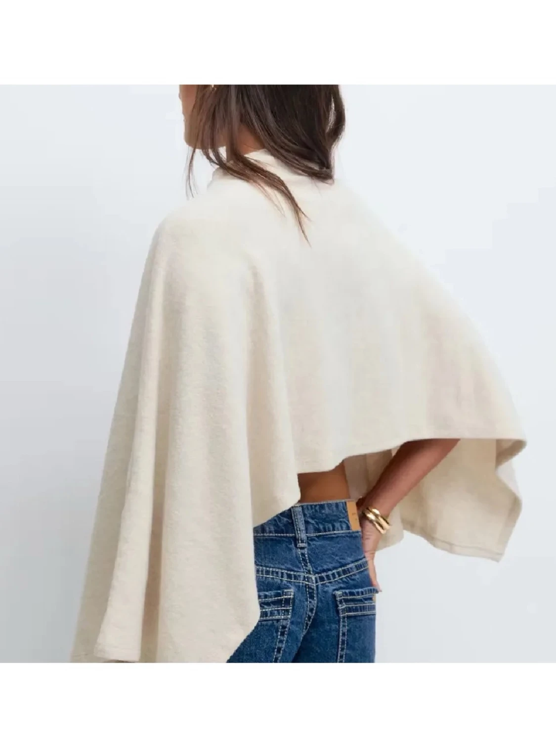 Stickad Poncho  - 1