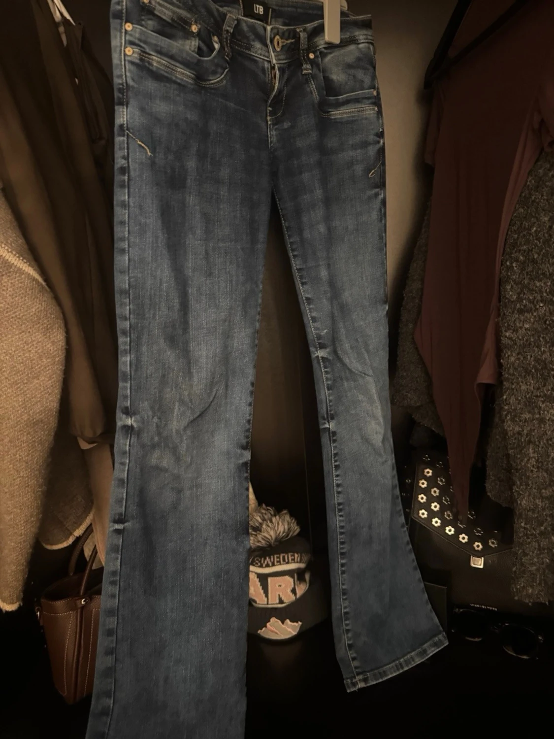 Blå bootcut jeans från LTB - 2