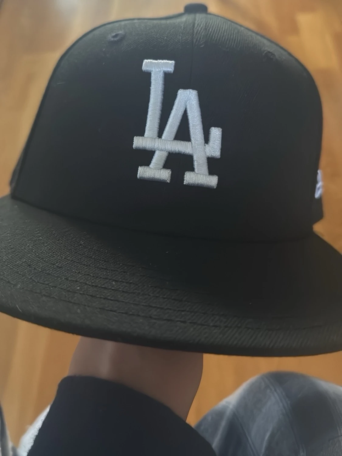 Svart La keps nästan oanvänd - 3