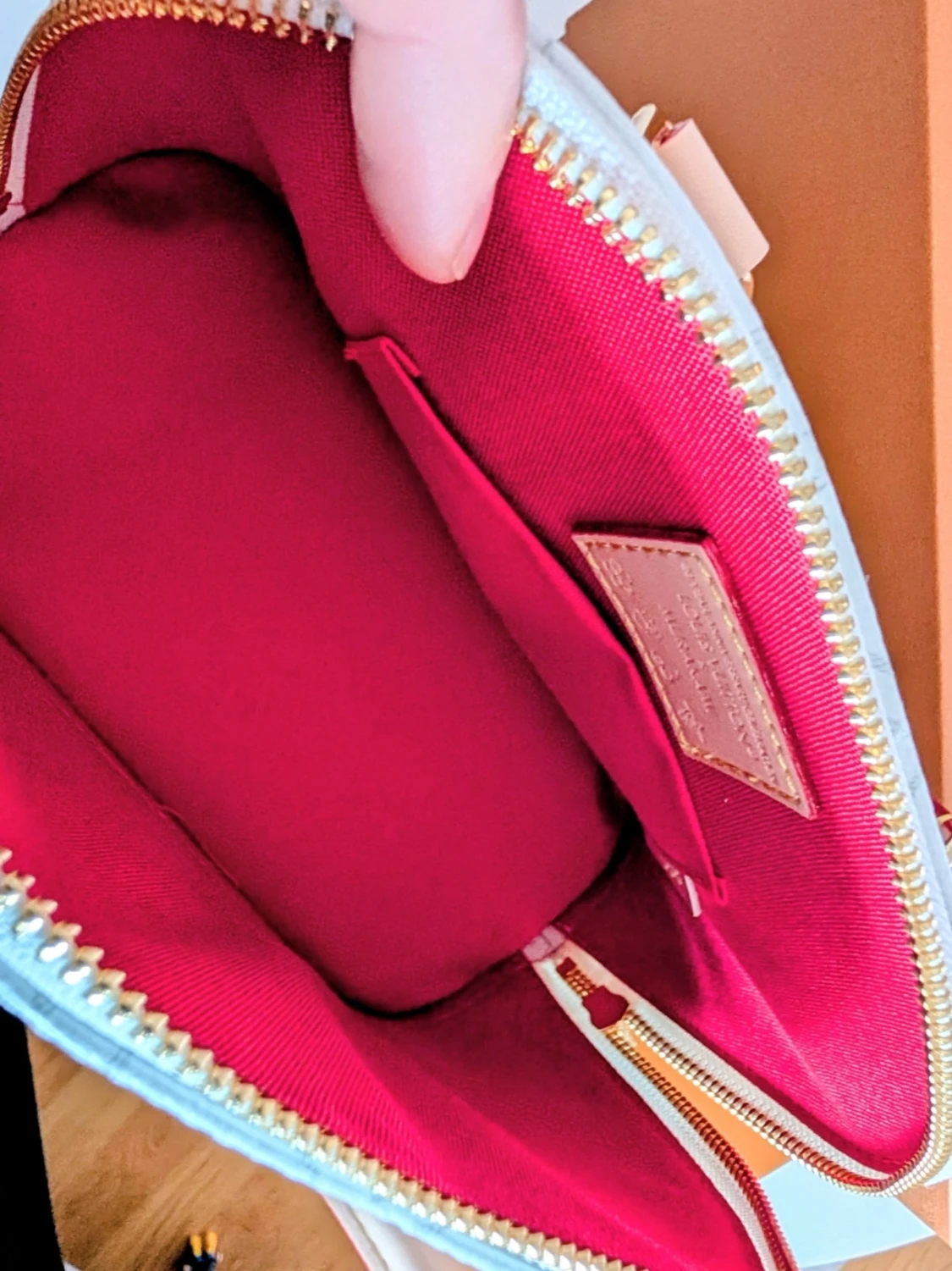 Iouis Vuitton väska  - 2