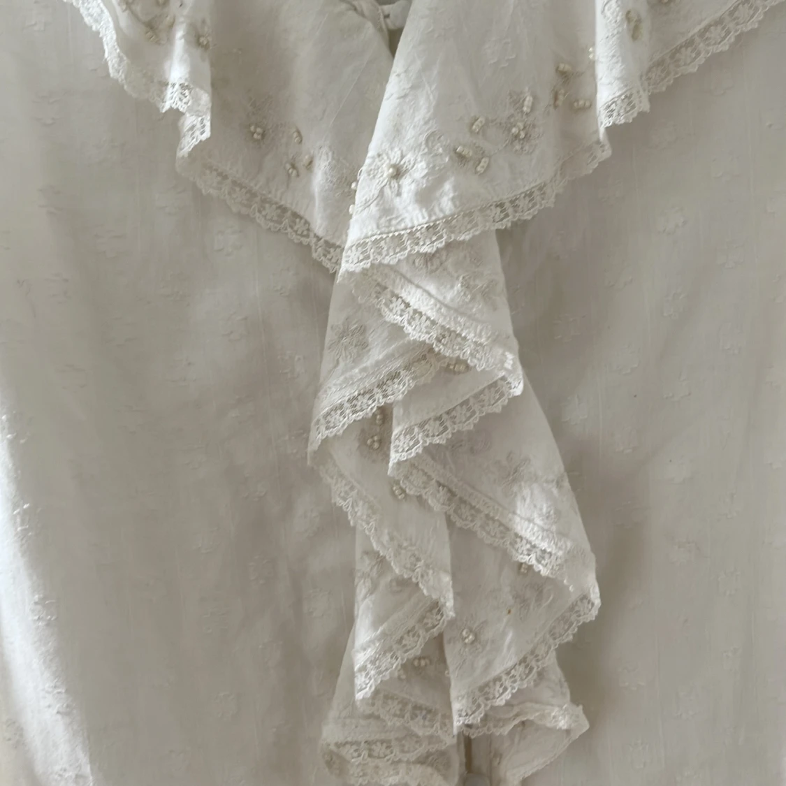 Volangblus från Zara  - 3