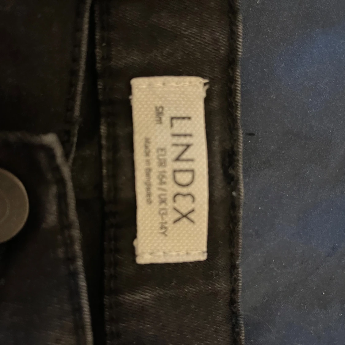 Svarta jeansbyxor från Lindex - 1