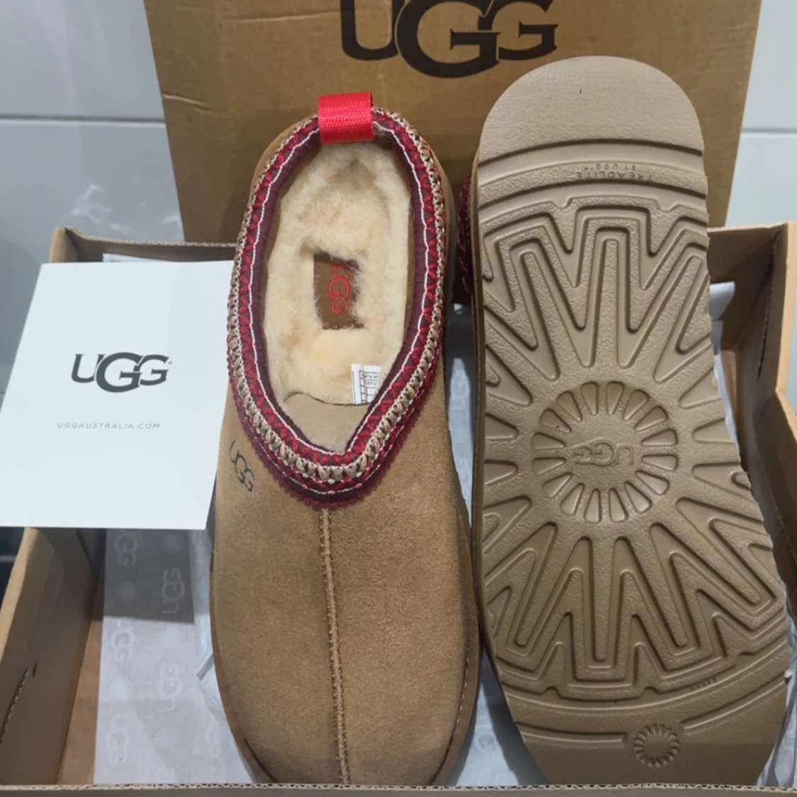 UGG mockatofflor med ullfoder