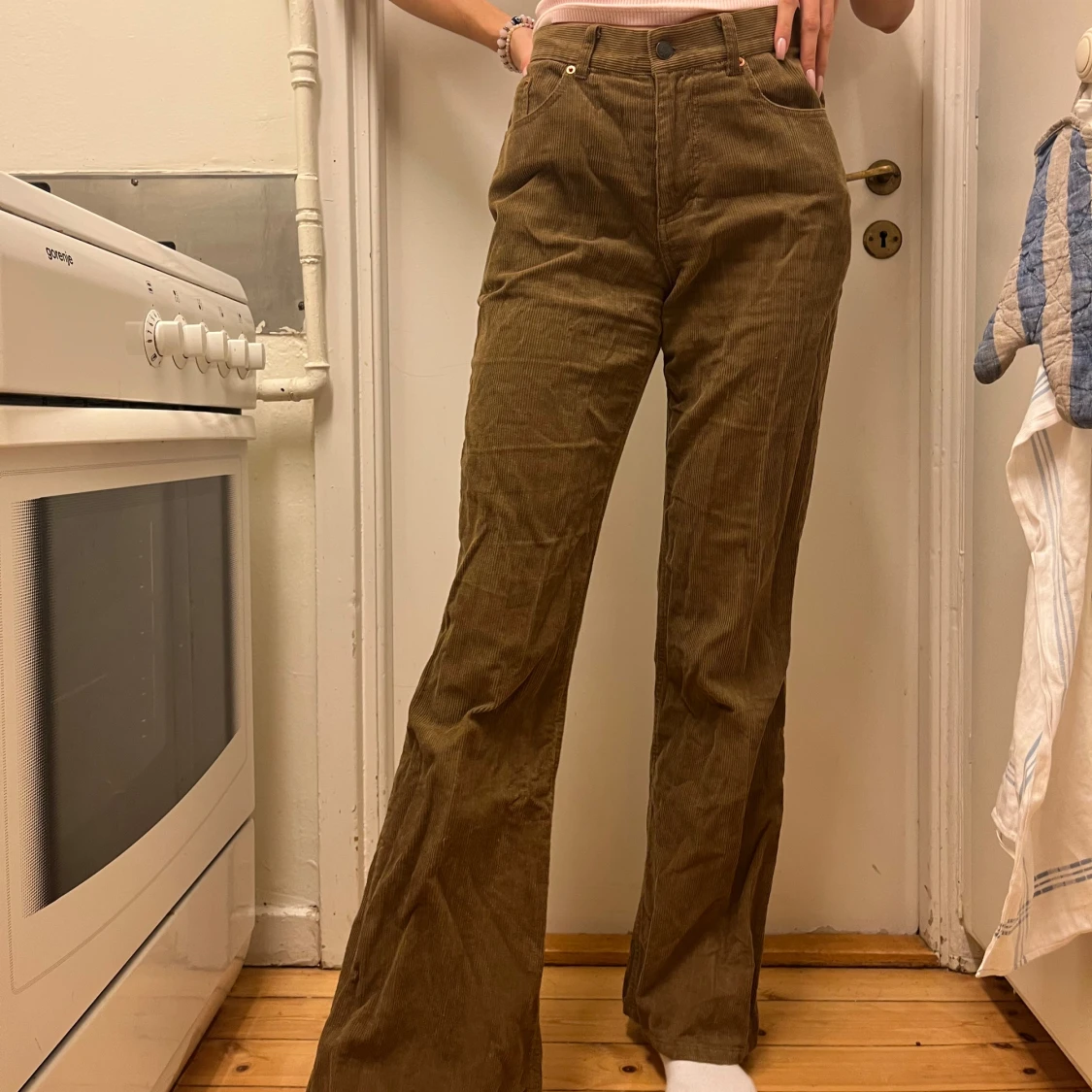 Bruna manchesterbyxor från POP - 1