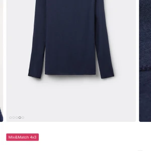 Blå intimissimi tröja - Köpt för ca 1år sen har fått små skador