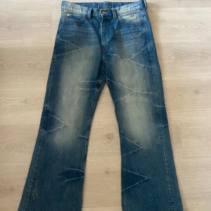 Weekday bootcut jeans - Passar 30/31w 32l