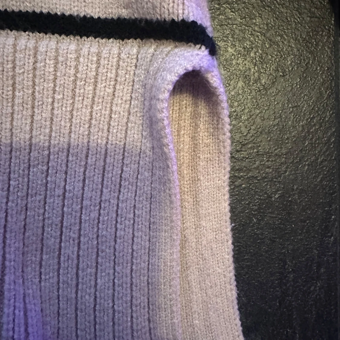 Randig beige stickad tröja 157 XS - 2