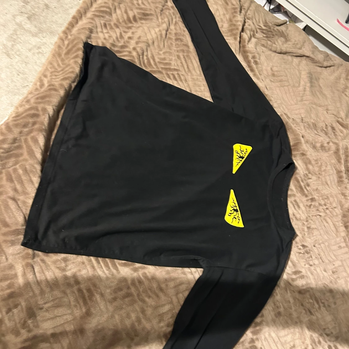 Svart långärmad Fendi tröja