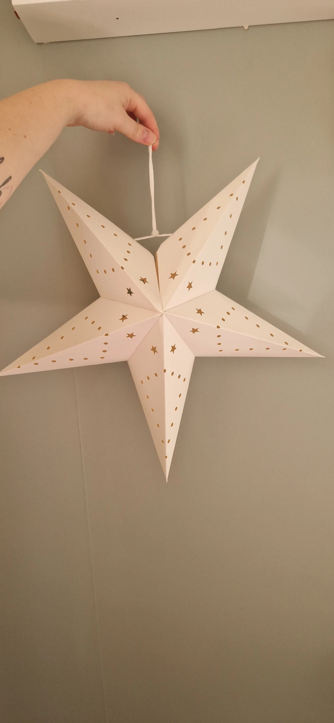 Adventsstjärna med hålmönster - 1