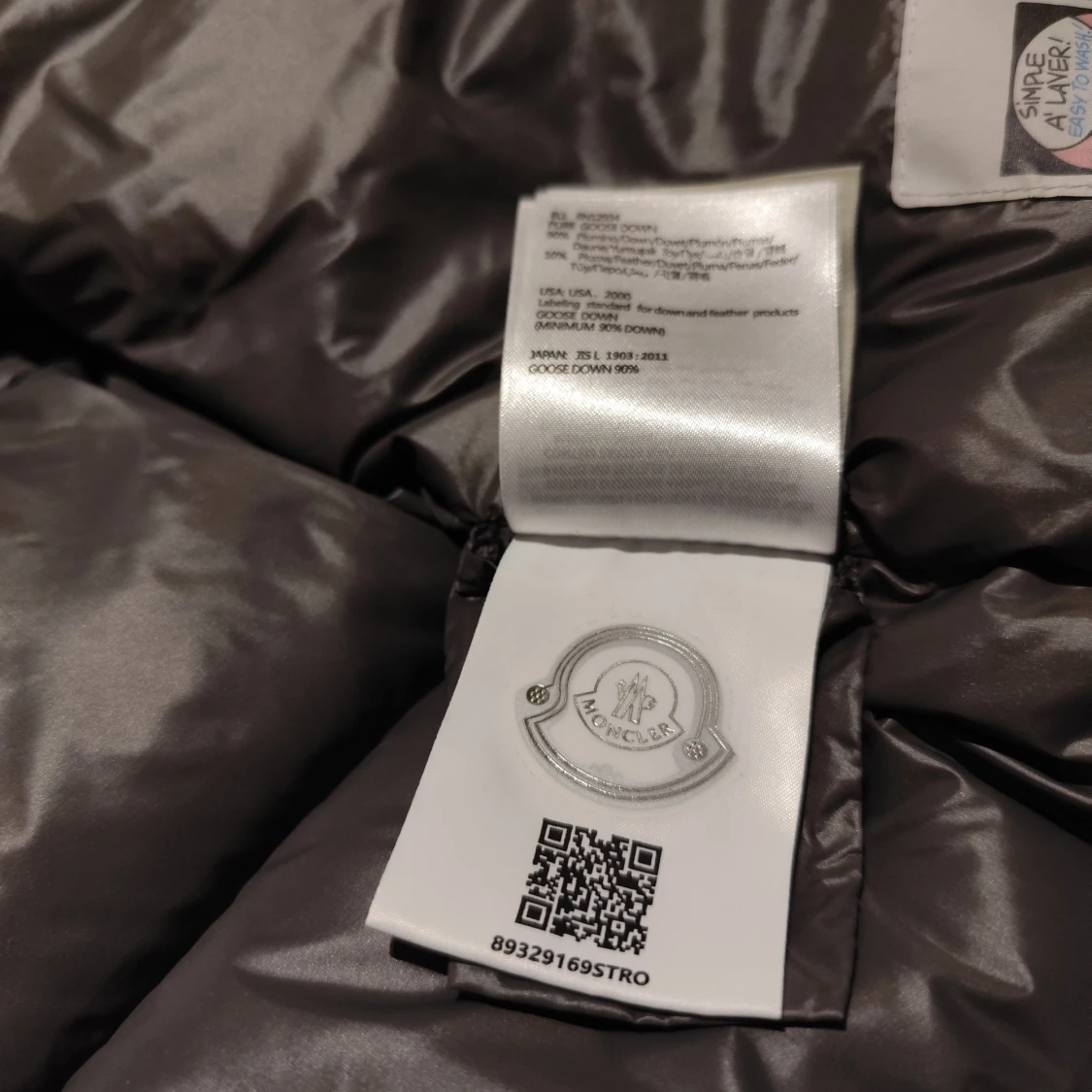 Svart Moncler Maya - 2