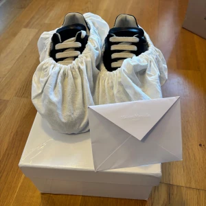 Maison margiela gats - Maison Margiela gata helt nya med box. Priset ej hugget i sten!