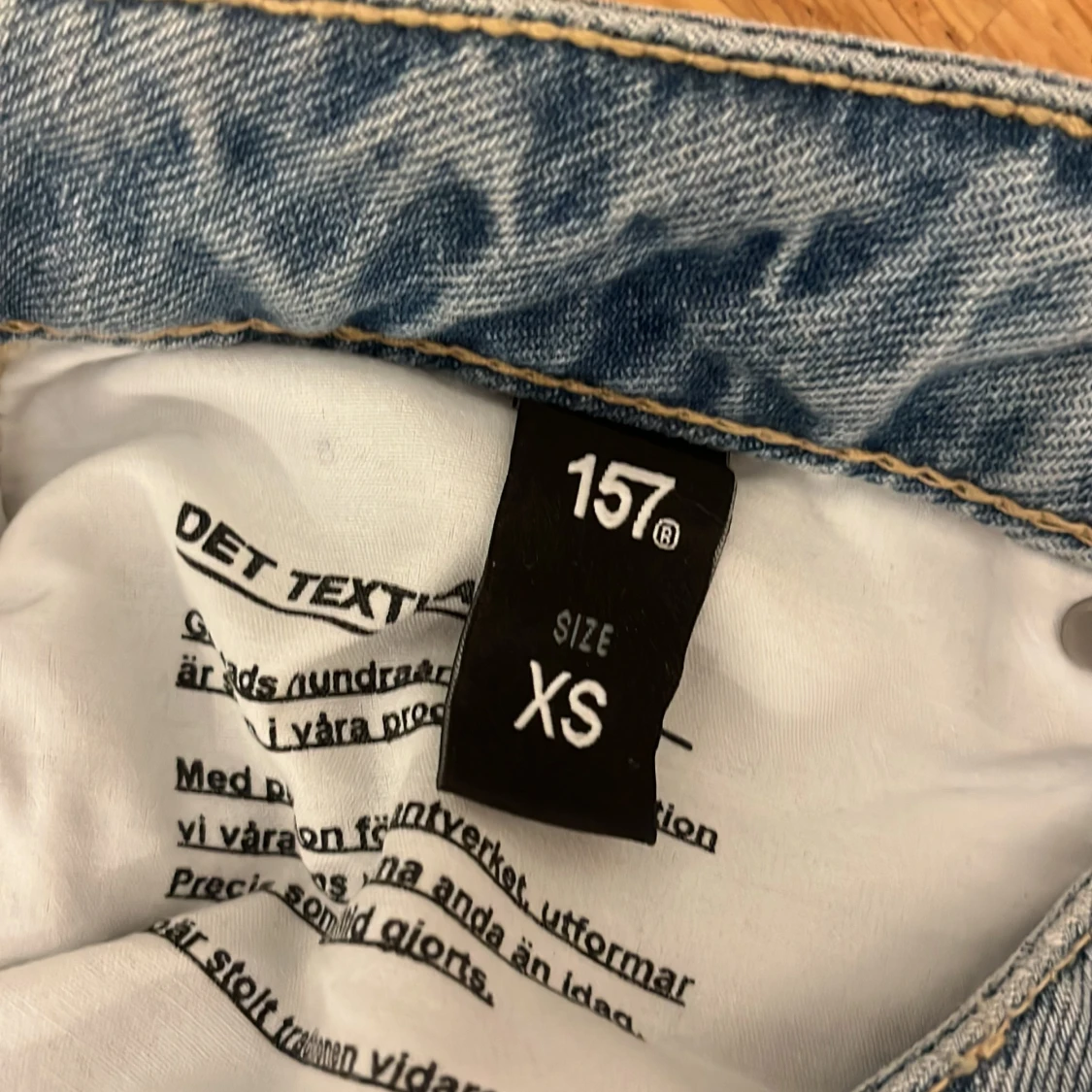 Ljusblå low rider jeans från 157 XS - 2