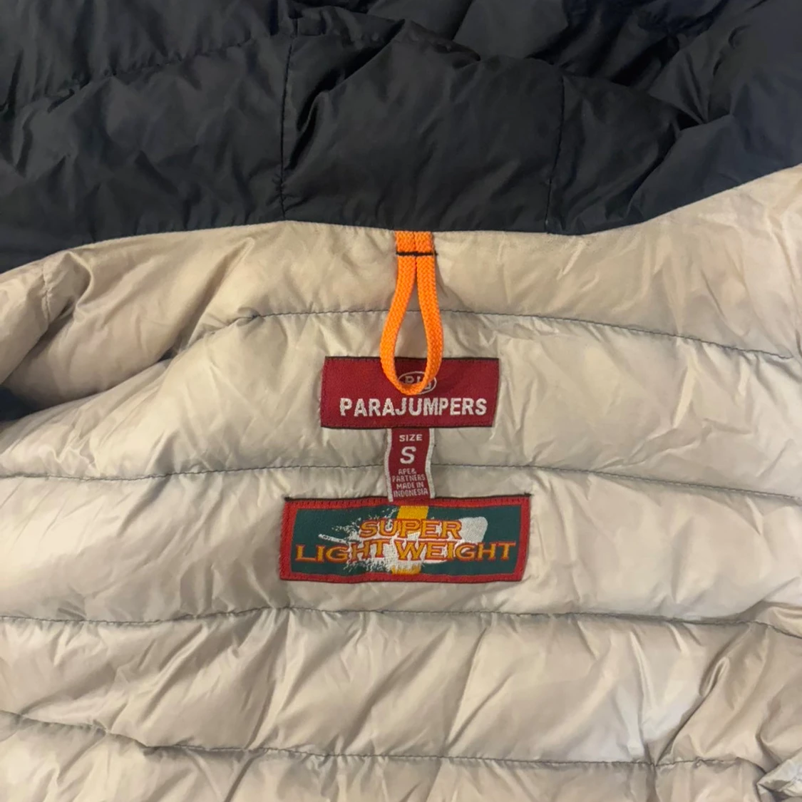 Svart lång pufferjacka med huva - 4