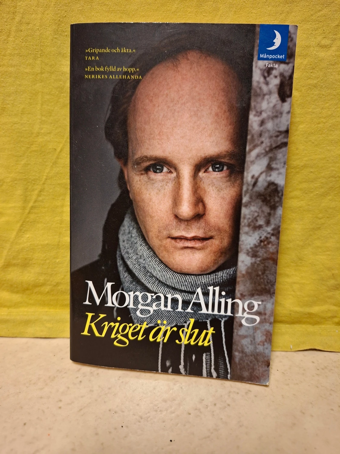 Kriget är slut av Morgan Alling