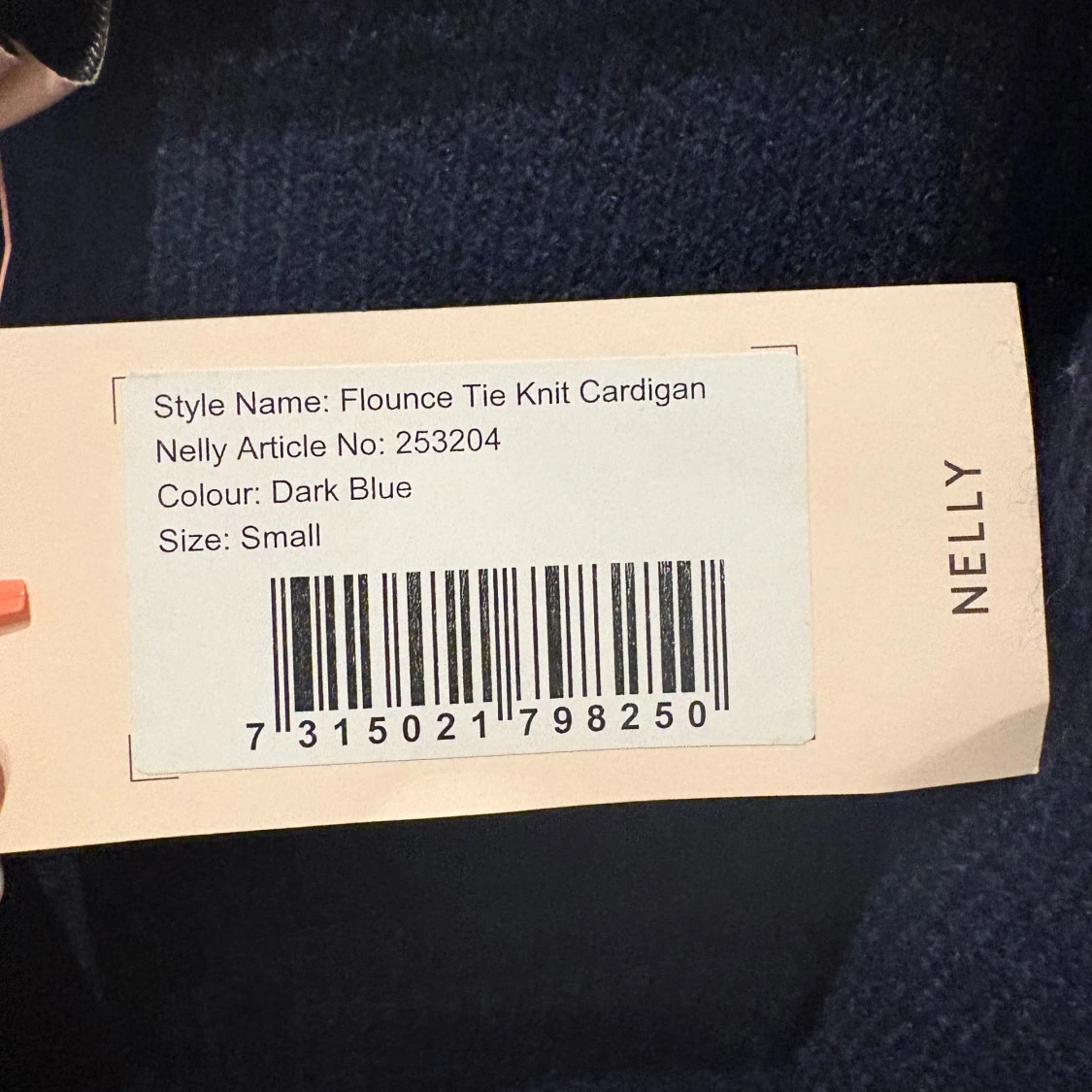 Mörkblå stickad kofta från Nelly - 2