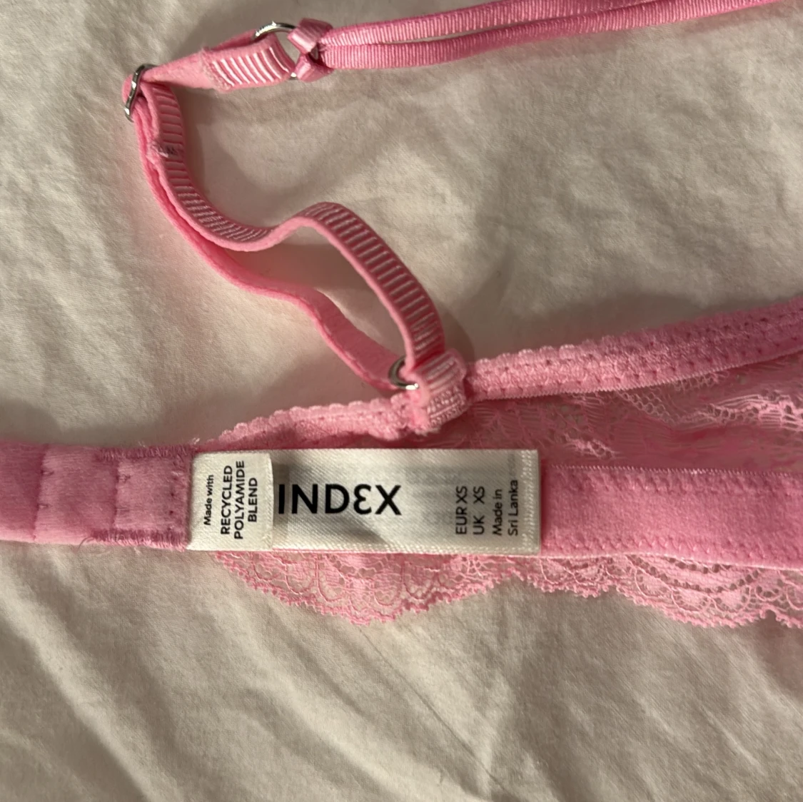 Rosa spets BH Lindex  - 1