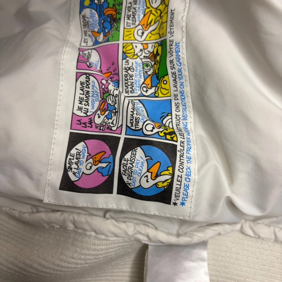 Vit pufferjacka från Moncler - 4