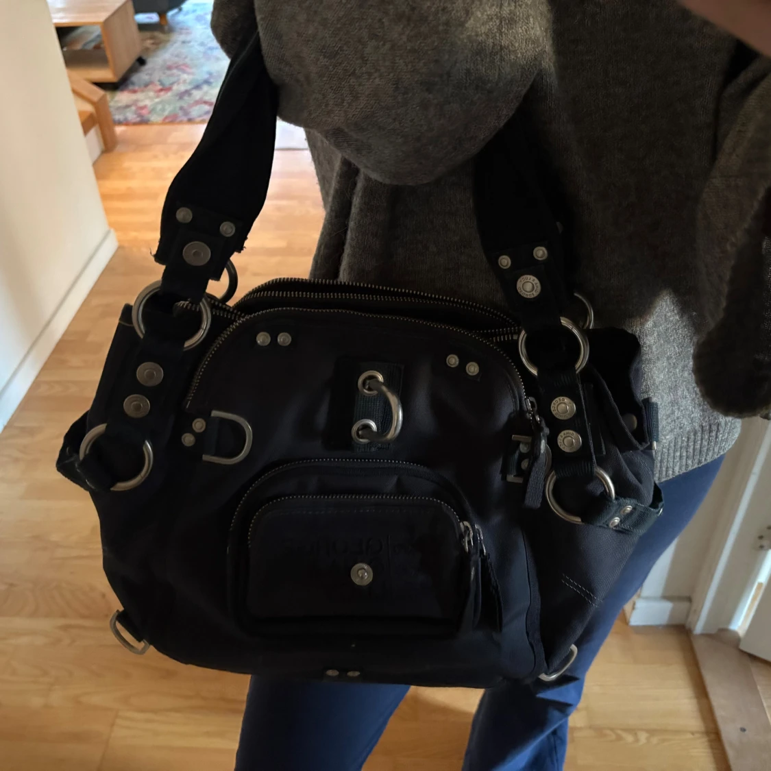 Svart axelväska George Gina & Lucy - 1