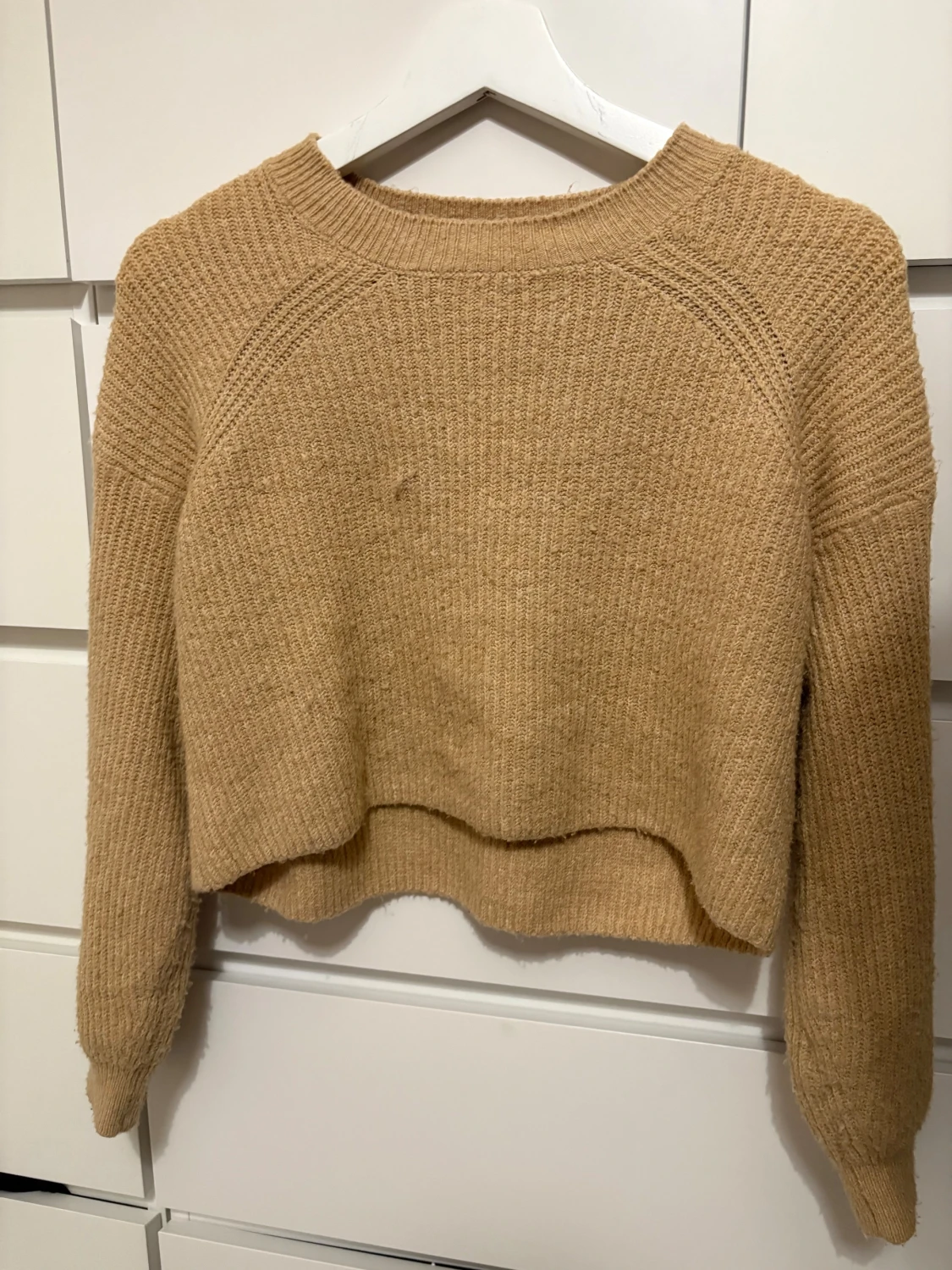 Ljus brun stickad tröja från Lindex - 1