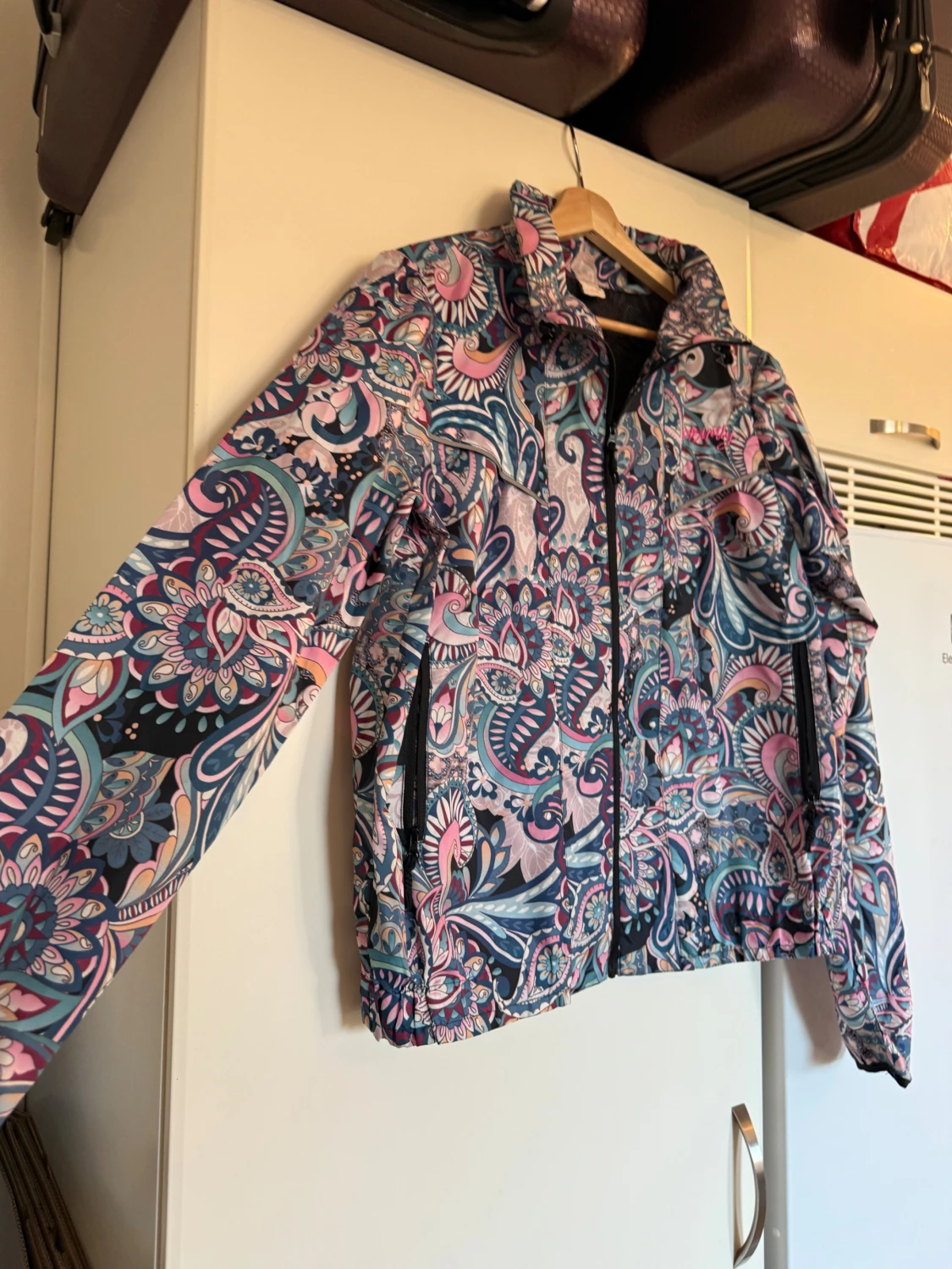 Mönstrad vindjacka från Odd Molly - 1