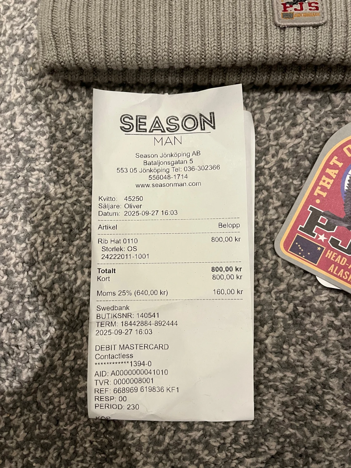 Grå ribbad mössa från Parajumpers - 3