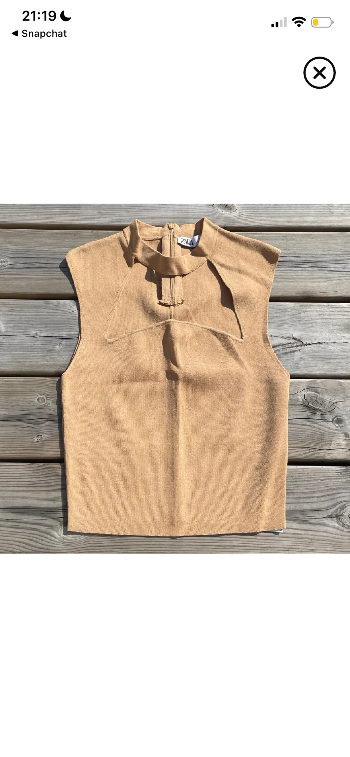 Beige ärmlös topp från ZARA