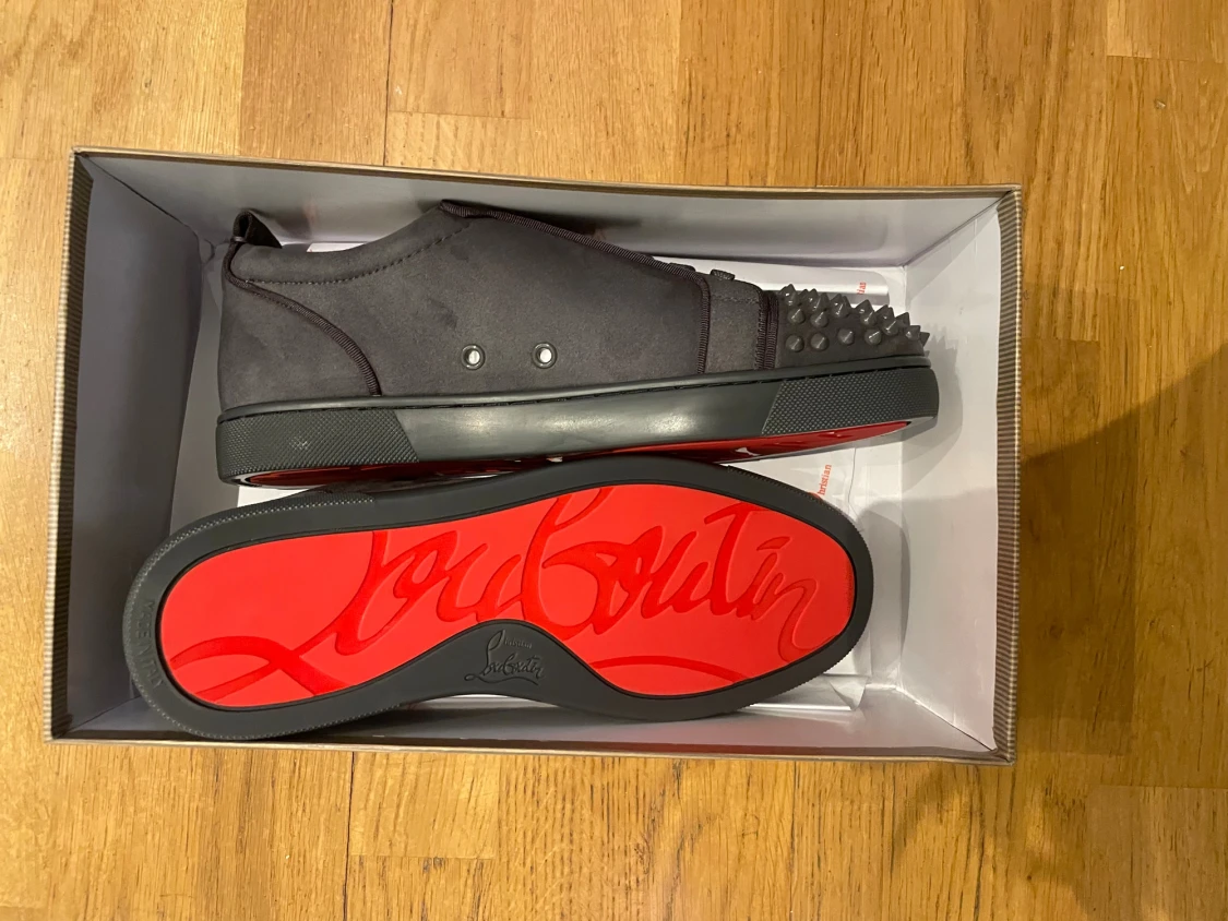 Christian Louboutin svarta sneakers - 1