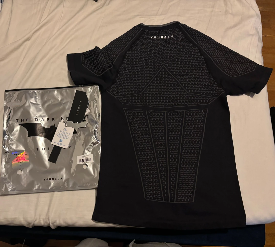 Batman compression black size L YoungLA  - 1