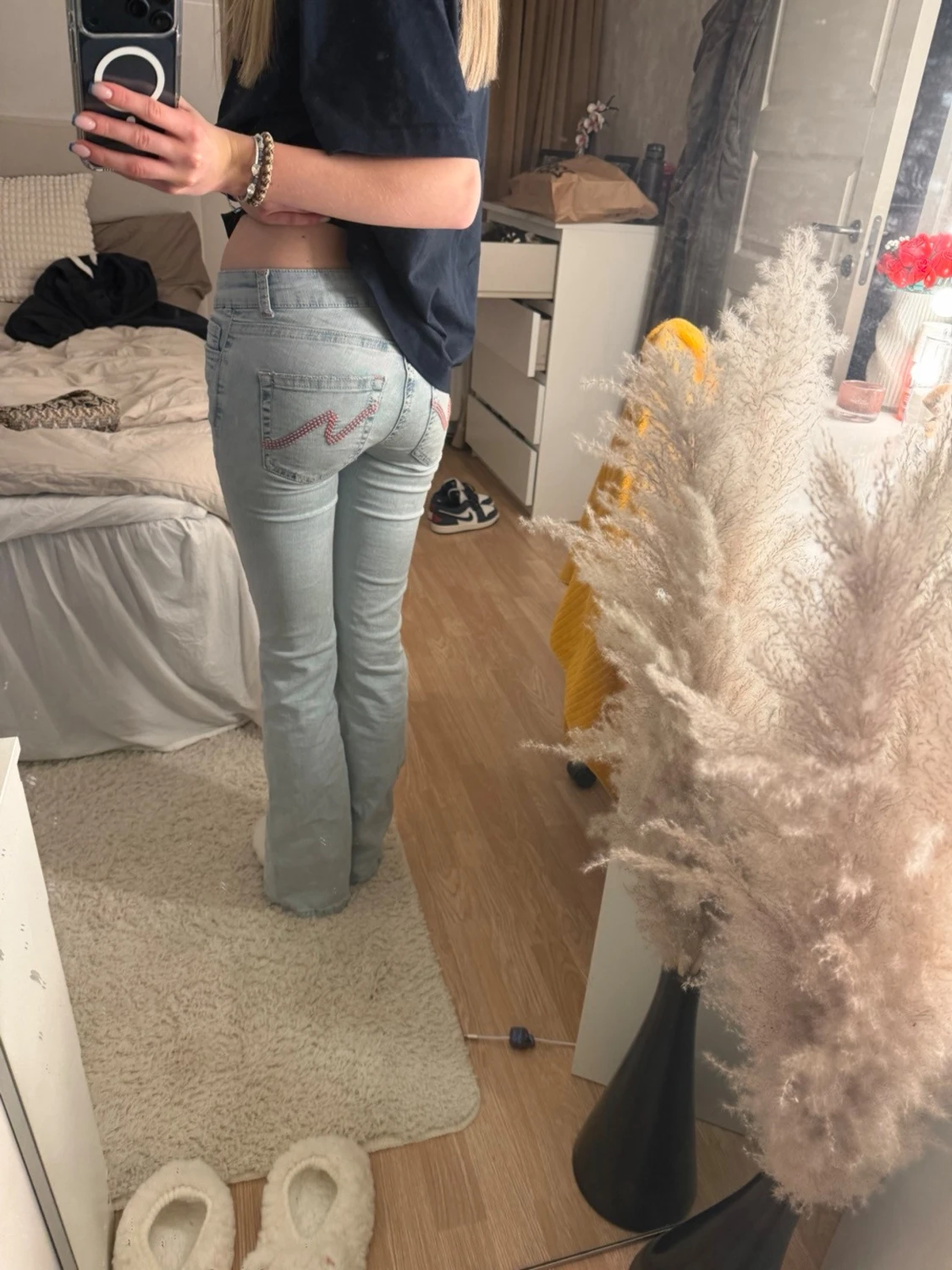 Ljusblå jeans från Nelly 