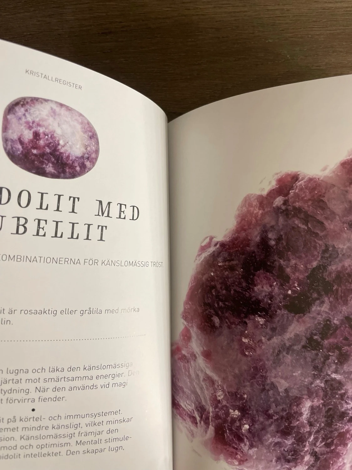 Stärkande Kristaller av Hazel Raven - 2