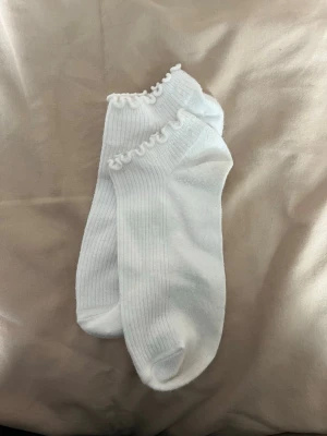 Cute white socks size 35 - Cotton socks. Worn! Size 35