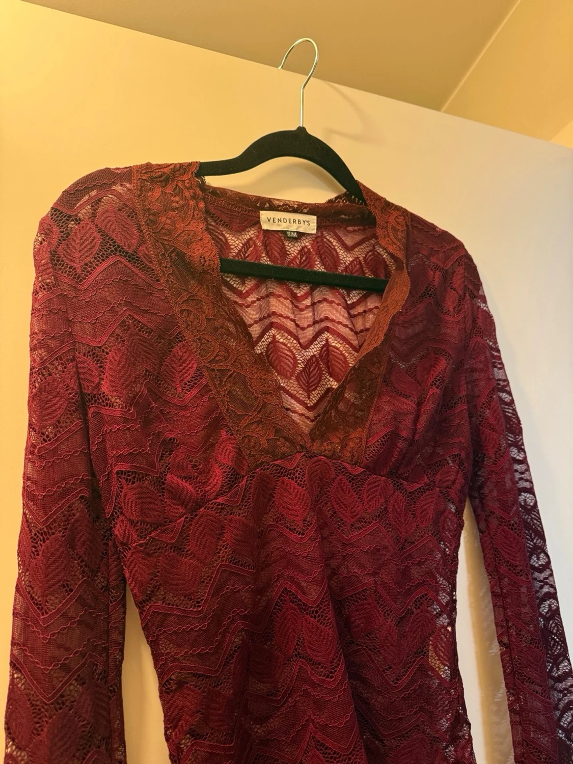 Röd spetstopp från Venderby’s  - 2