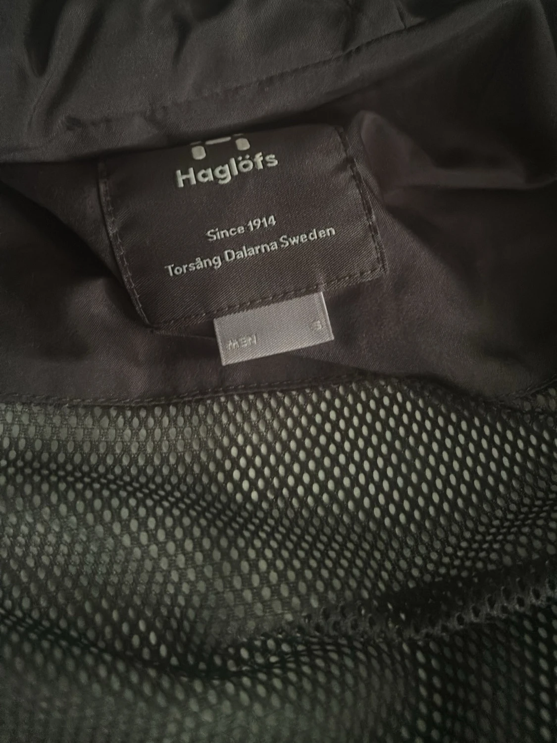 Svart Haglöfs Gore-Tex vindjacka - 2