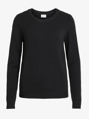 Svart stickad tröja från Vila - Enkel och stilren svart stickad tröja från Vila i storlek XS. Tröjan har rund halsringning, långa ärmar och ribbade muddar vid ärmslut och nederkant. Helt basic matchar med allt, säljer pga att den inte har kommit till använding, lite noprig är den som en stickad tröja lätt blir, men ändå bra skick och inte super noprig🩷🩷