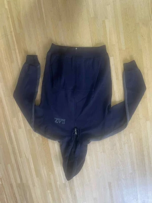 Helt ny Armani kofta! - Helt ny Armani kofta!