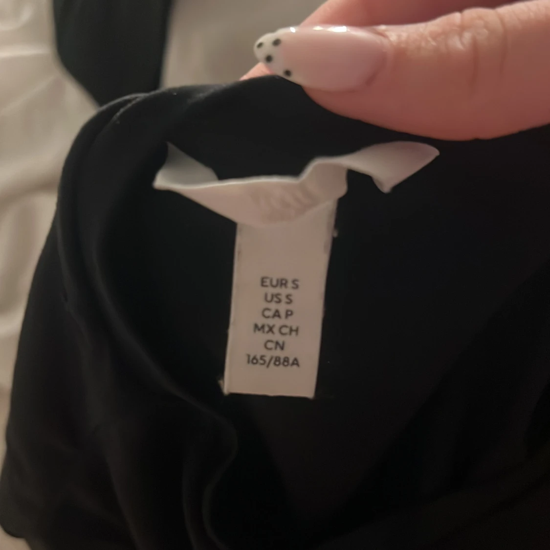 Svart basic t-shirt i bomull S - 1