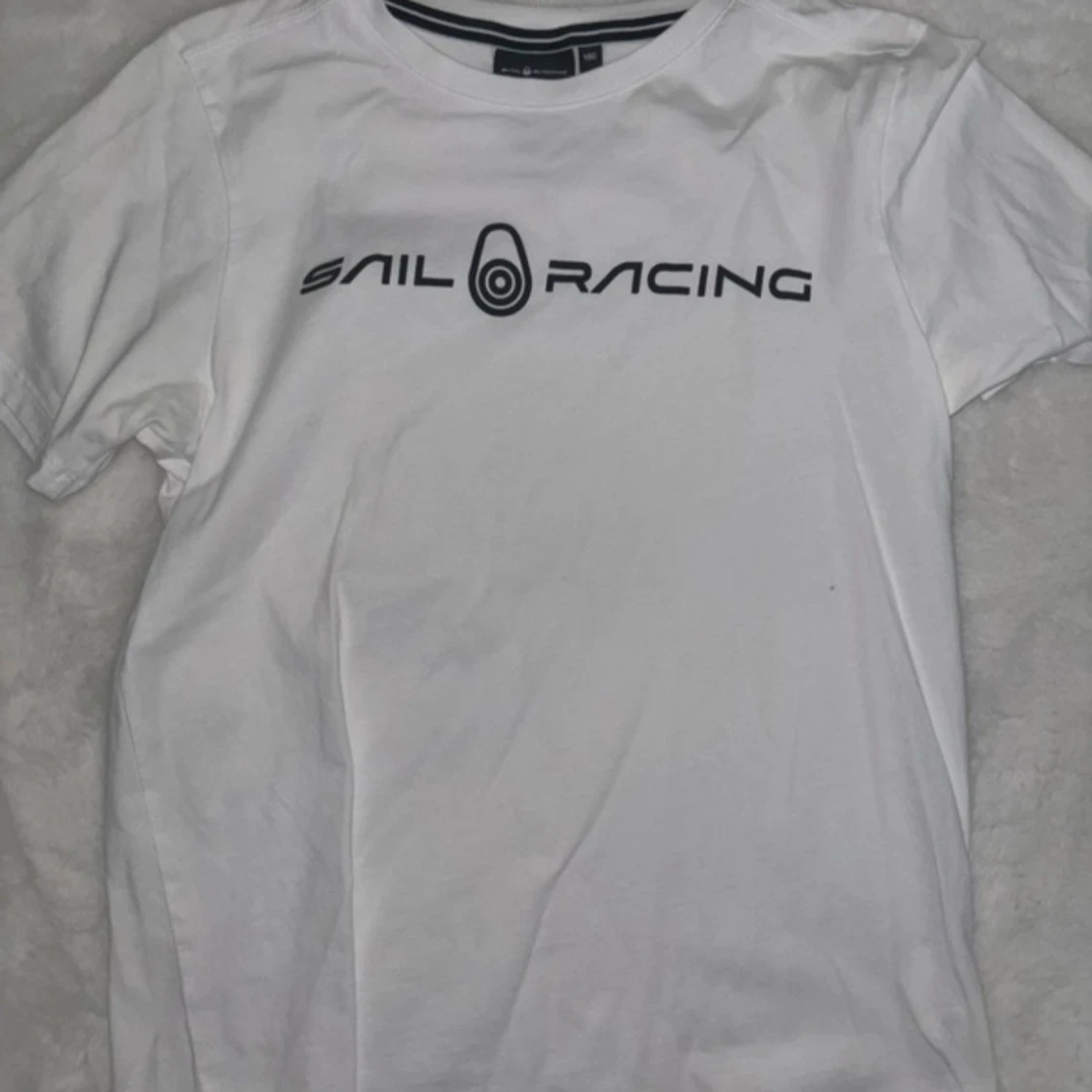 Vit t-shirt från Sail Racing