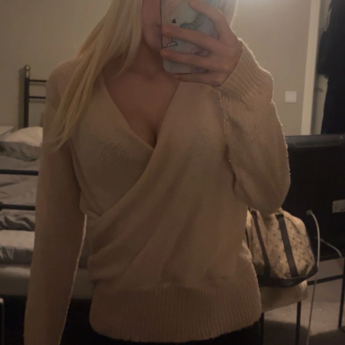 Beige omlottstickad tröja Gina Tricot