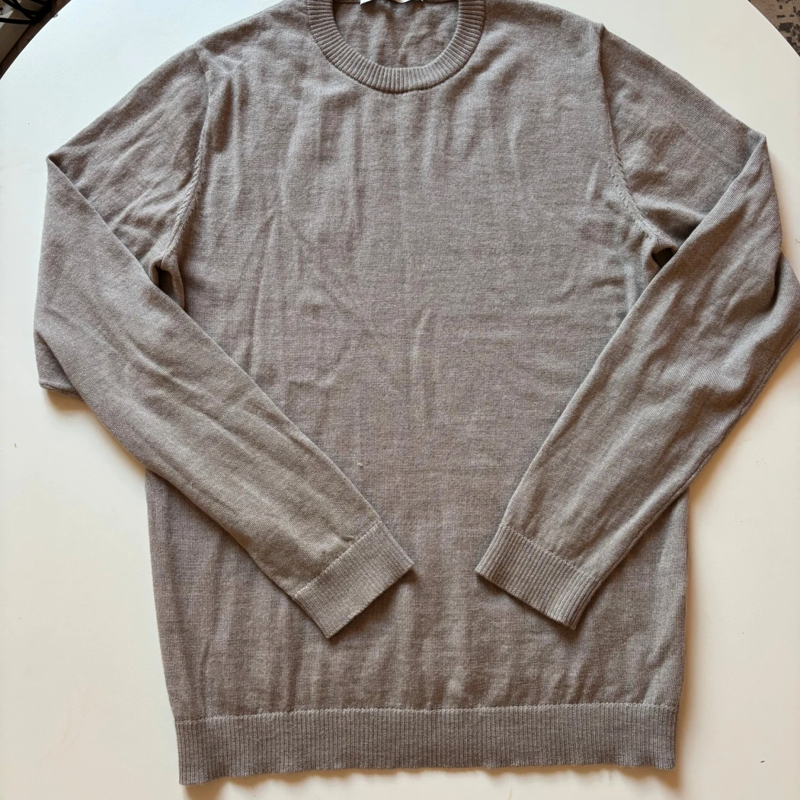 Beige stickad tröja från A Day's March - 2