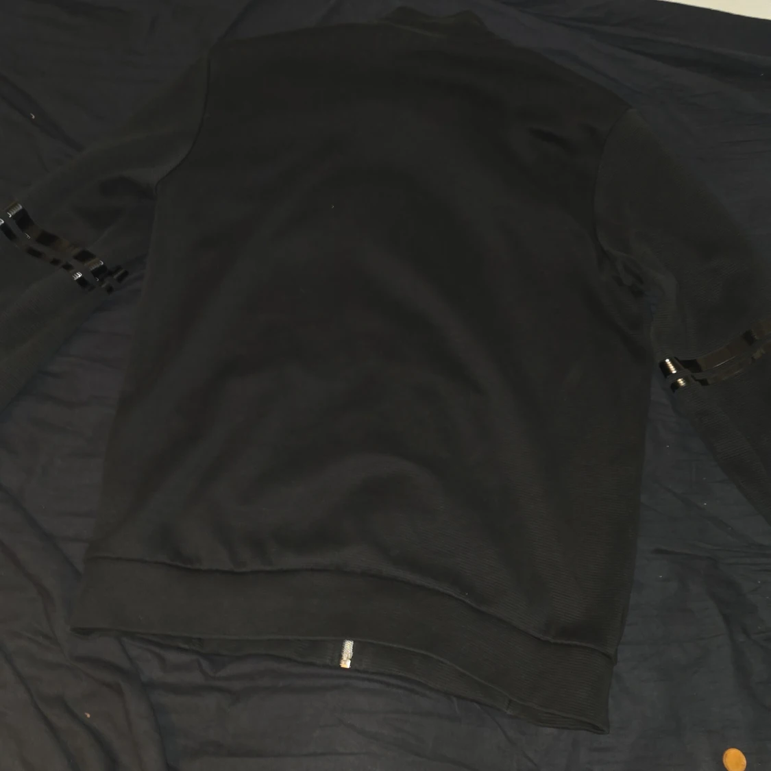 Svart ziptröja från BOSS i medium - 1