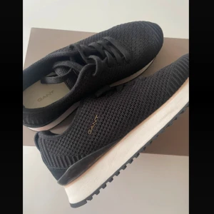 Gant skor - Aldrig använda. Storlek 41, inköpta för 1399kr. Svarta i färgen 
