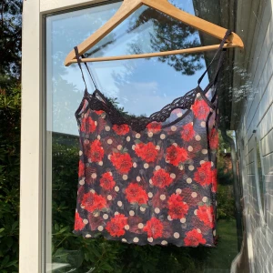 Vintage linne  - Sötaste vintage linnet! Storlek S/M