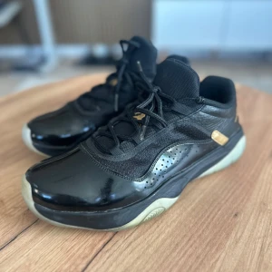 Basketskor Jordans Nike - Säljs i använt skick 