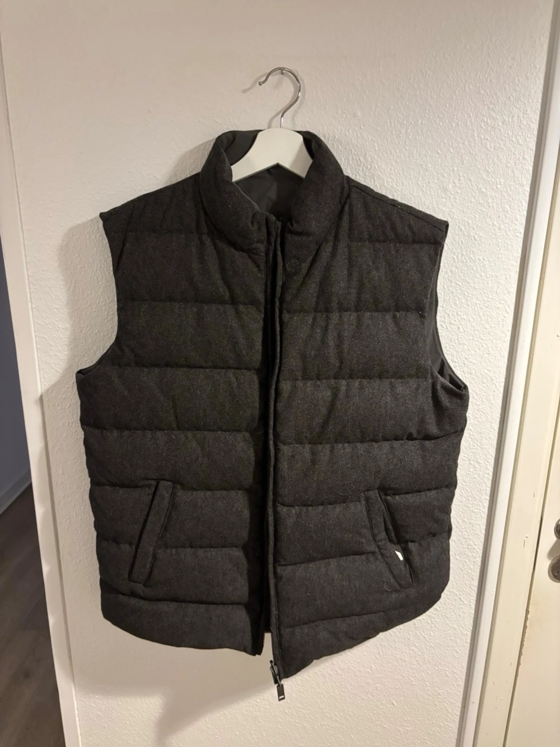 Grå / grön - 2 in 1 dunväst These Glory Days